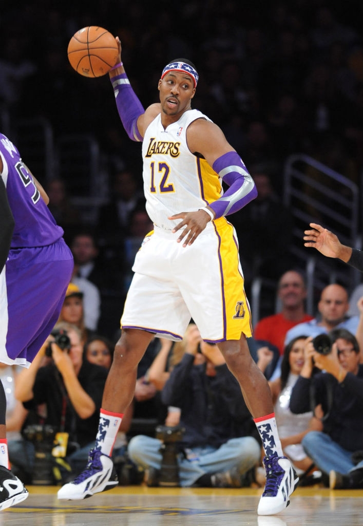 Dwight Howard wearing adidas adipower Howard 3