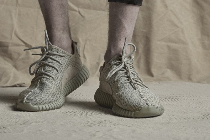 yeezy moonrock on feet