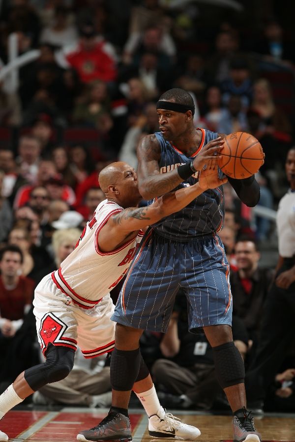 Stephen Jackson wearing the Jordan Take Flight