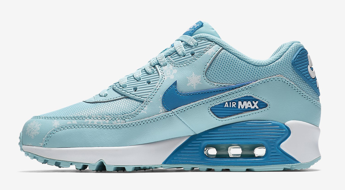 It's Snowing on the Nike Air Max 90 | Sole Collector