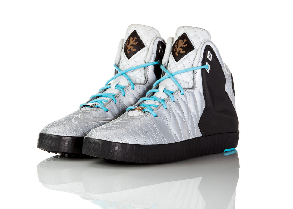 Nike LeBron 11 NSW Lifestyle 'King of 