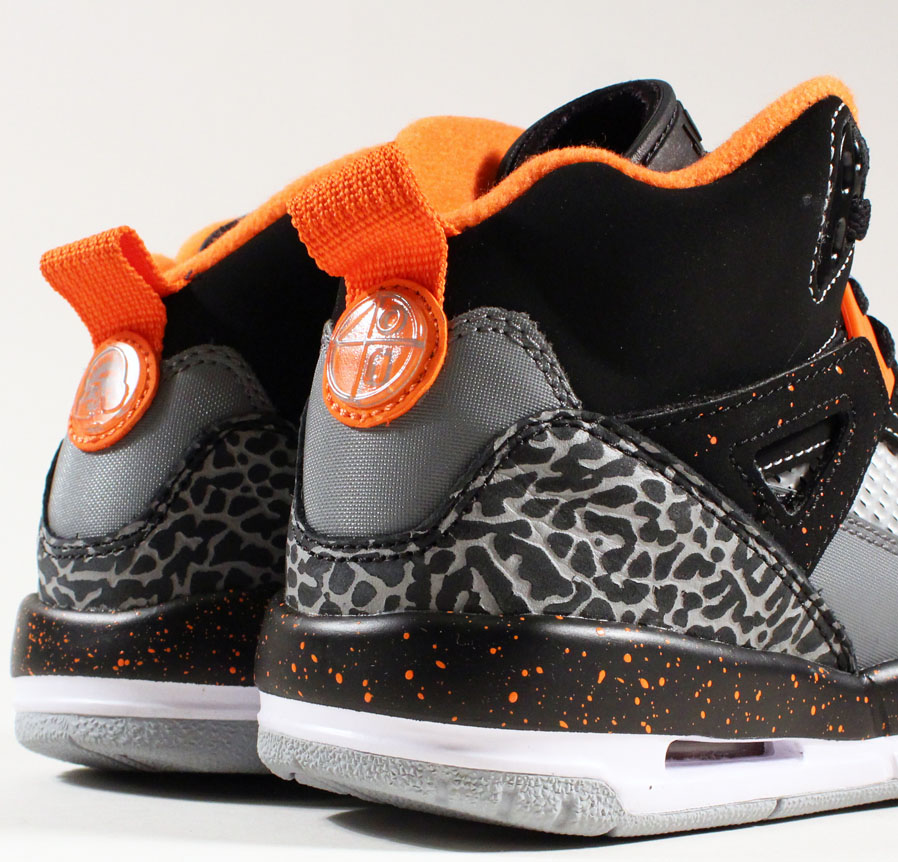 halloween jordans 4