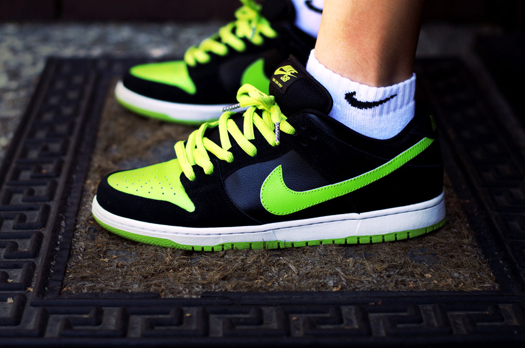 verse001 in the Nike SB Dunk Low J-Pack Neon