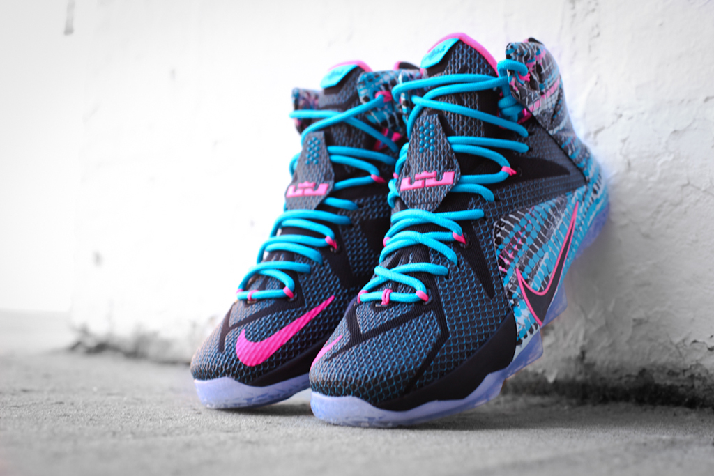 New Photos of the '23 Chromosomes' Nike LeBron 12 | Complex