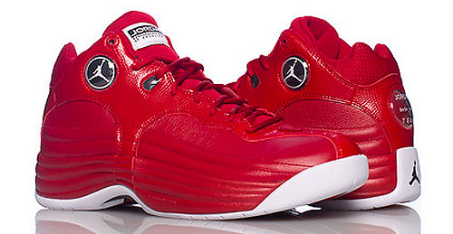 Jumpman hotsell jordans red