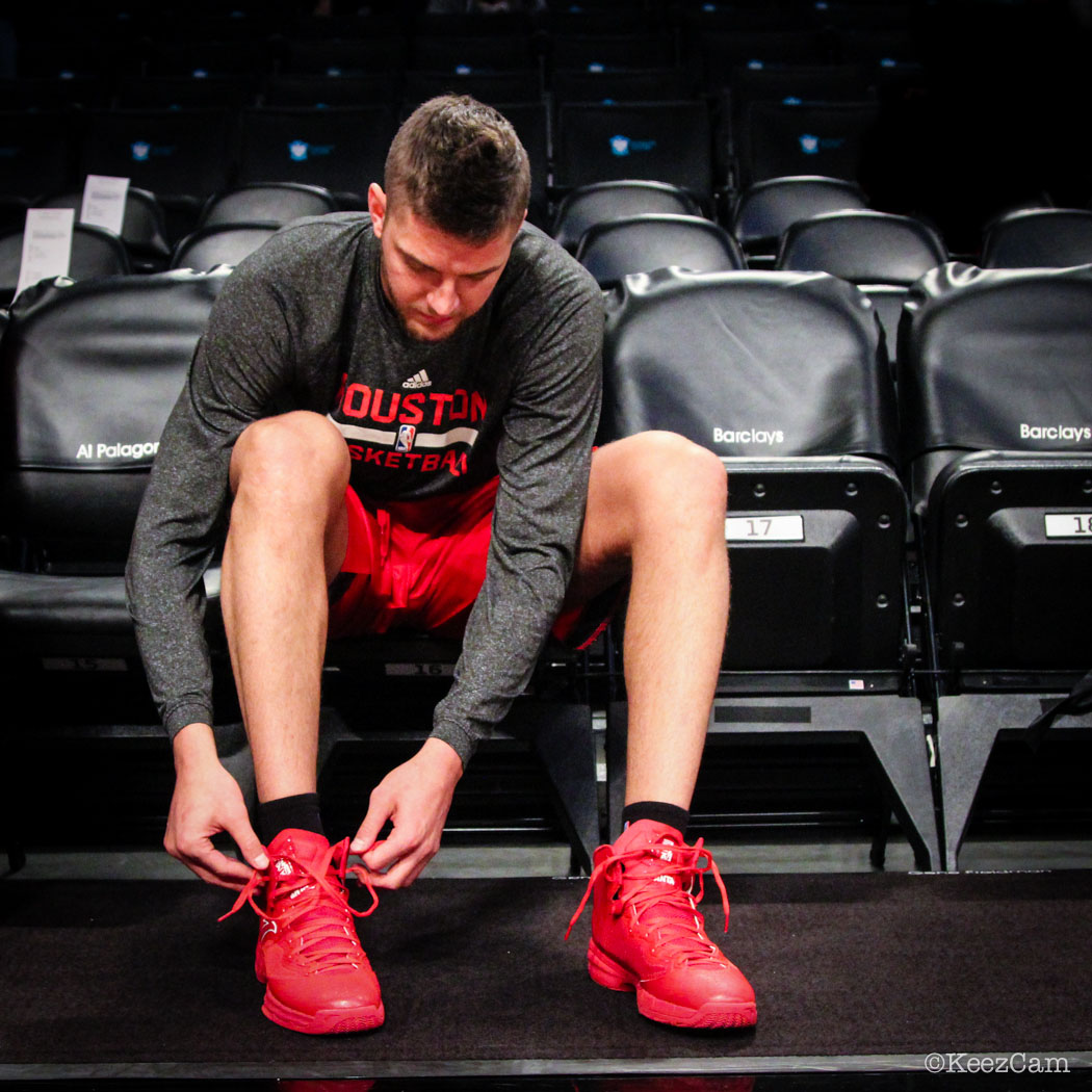 Chandler Parsons wearing ANTA Signature (4)