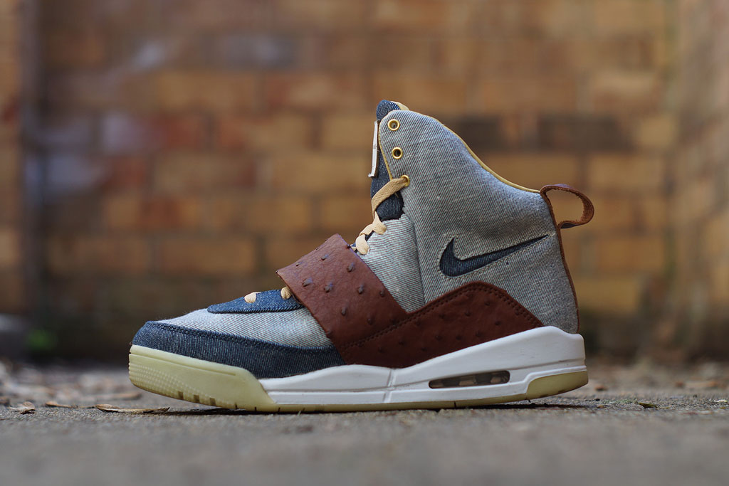 nike air yeezy beige