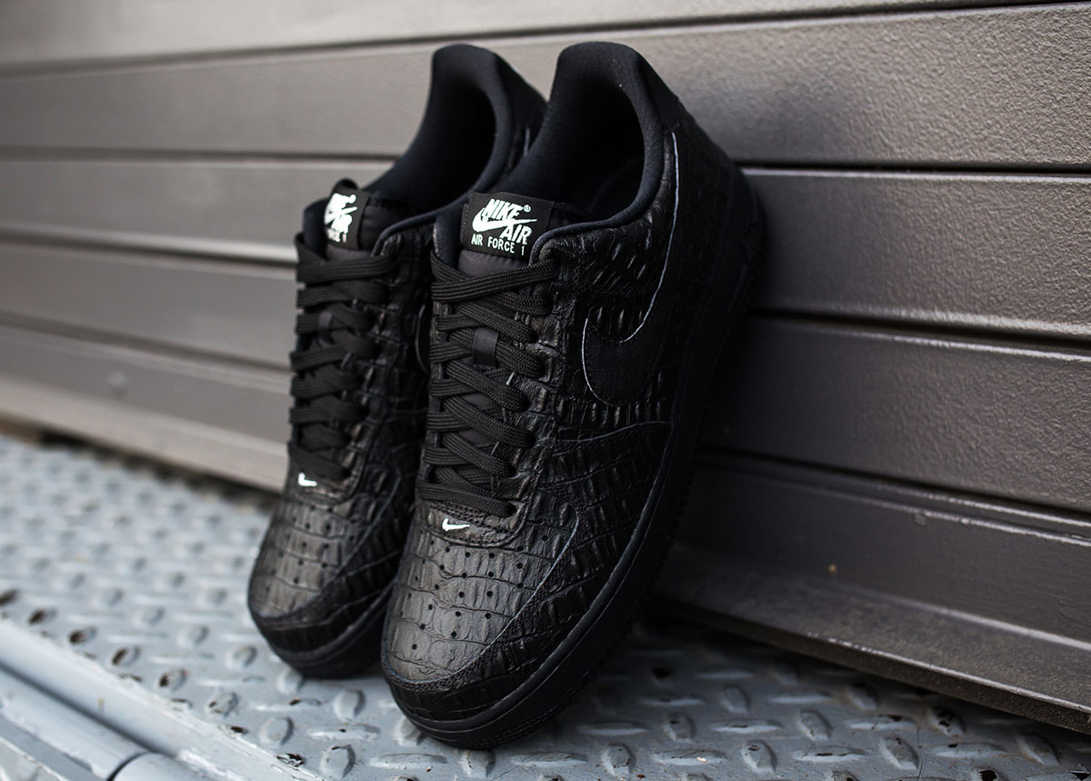 nike air force black croc