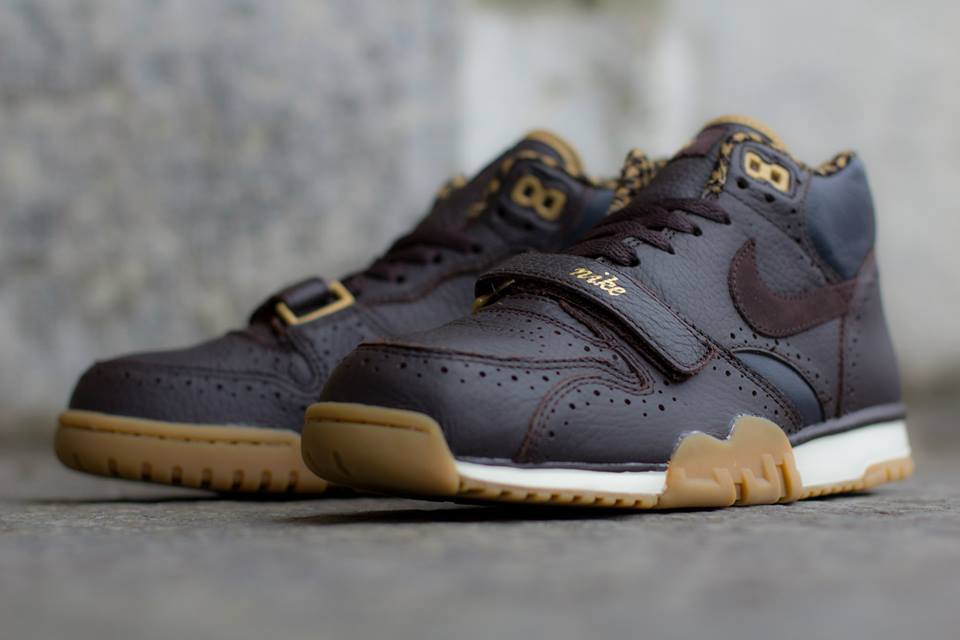 nike air trainer mid 1