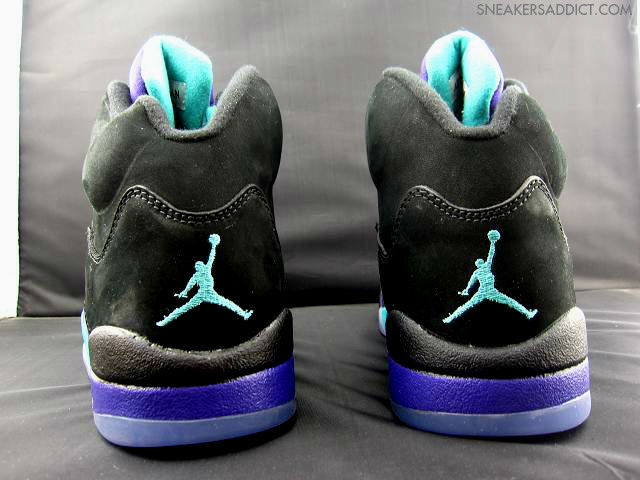 Jordan retro 5 black on sale grape