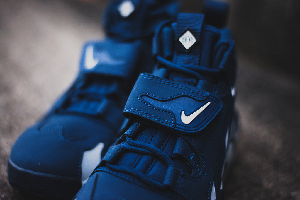 nike air dt max 96 blue and white