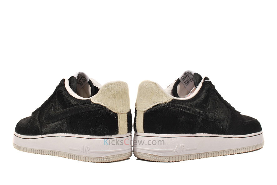 Medicom x Nike Air Force 1 - 