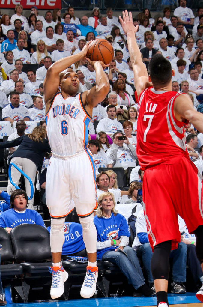 Derek Fisher wearing adidas Crazy Fast PE