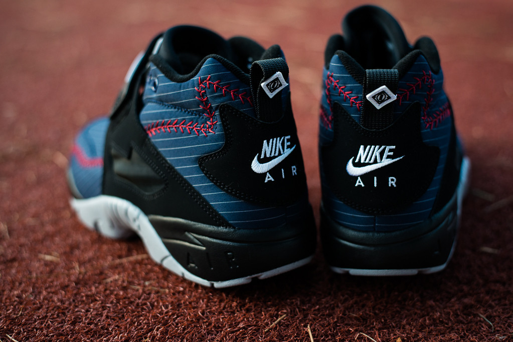 nike air diamond turf baseball