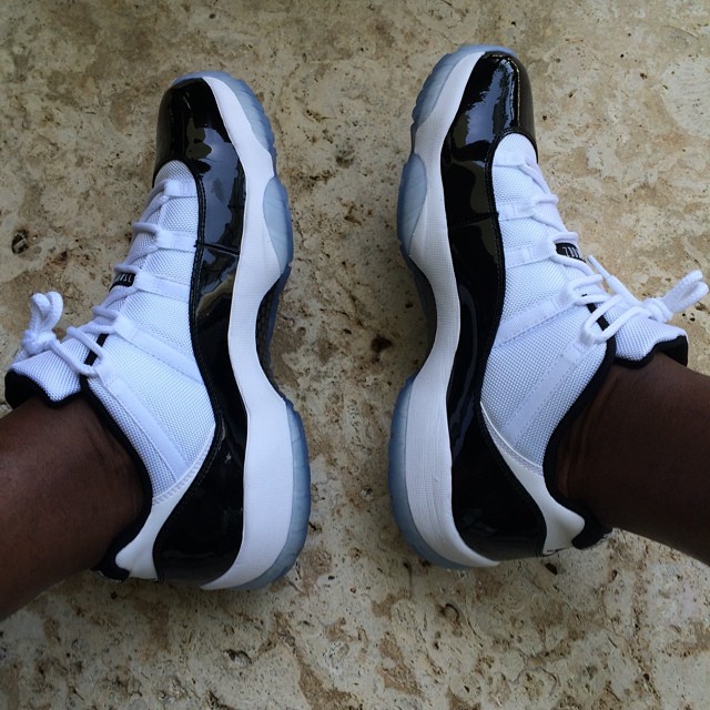 Chris Bosh wearing Air Jordan XI 11 Low Concord