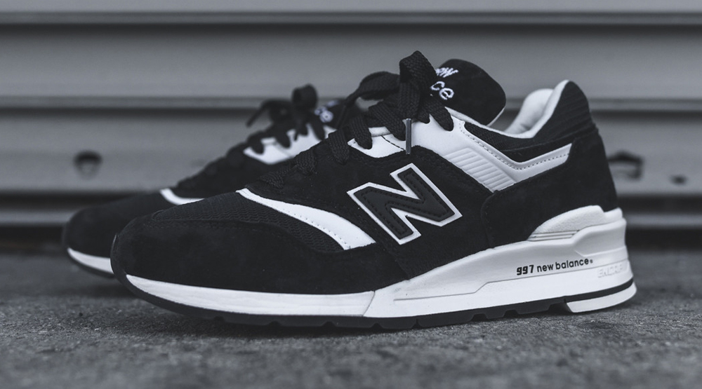 new balance 997s black red