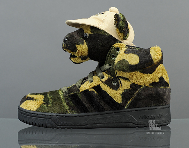 jeremy scott camo bear