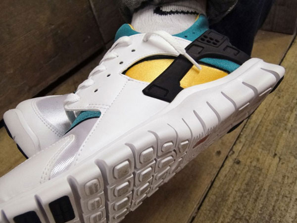 Nike huarache free outlet run qs