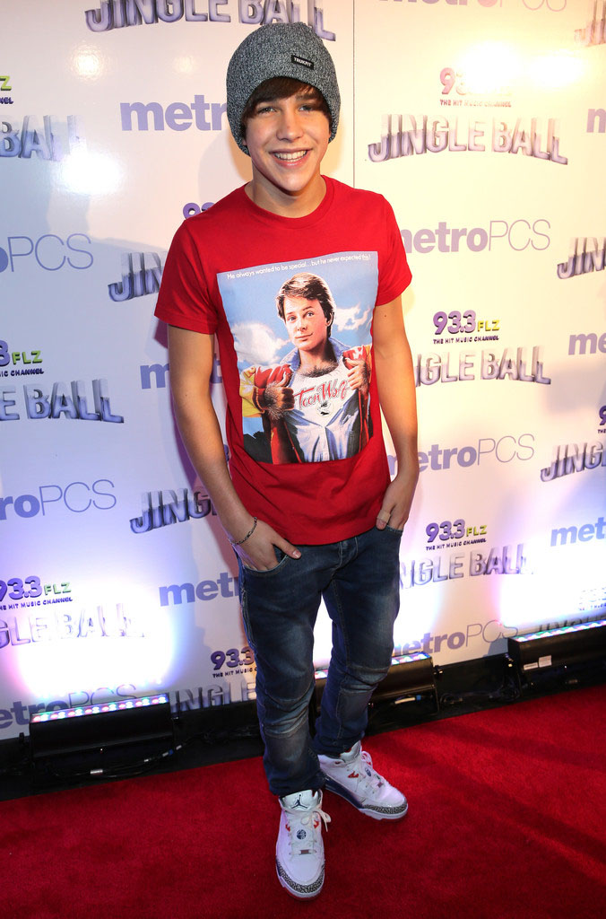 Austin Mahone wearing Jordan Son of Mars Low True Blue