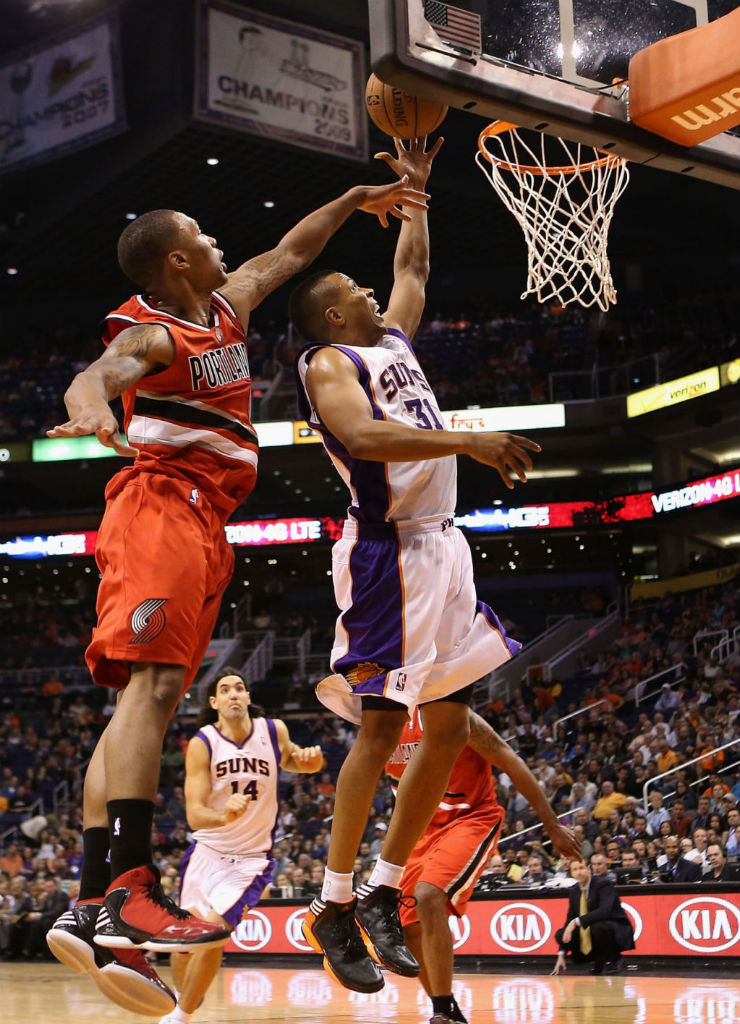 Sebastian Telfair wearing adidas adizero Crazy Light 2