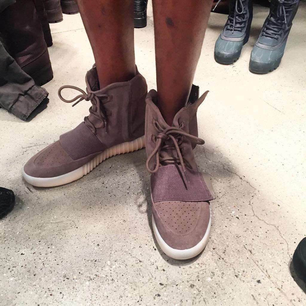 New adidas Yeezy 750 Boost Colorway Spotted at Kanye West's Fashion ...