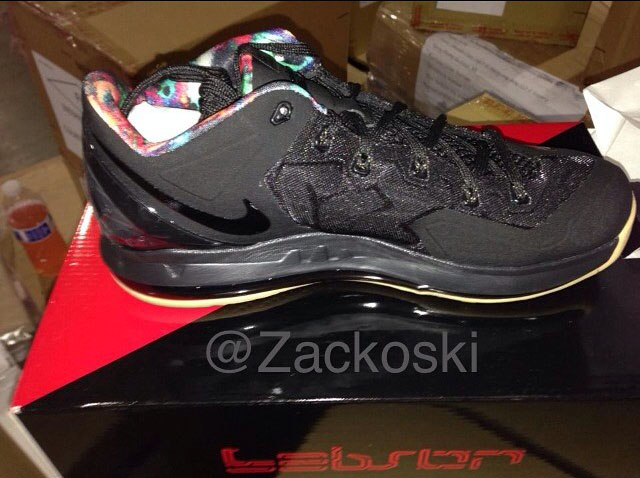 Nike LeBron XI 11 Low Black/Black-Hyper Crimson-Hyper Cobalt Release Date 642849-078 (2)