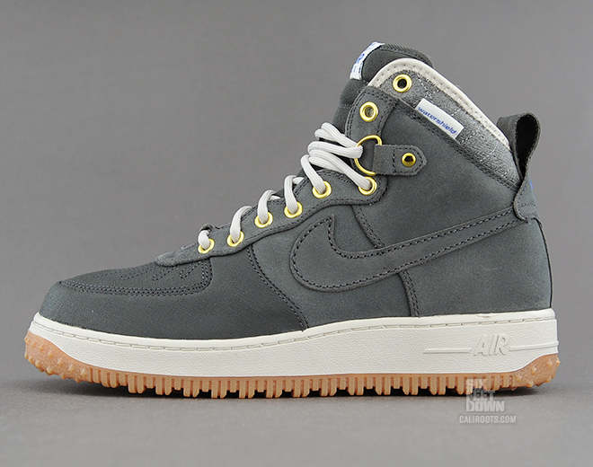 Nike Air Force 1 Duckboot in Anthracite profile