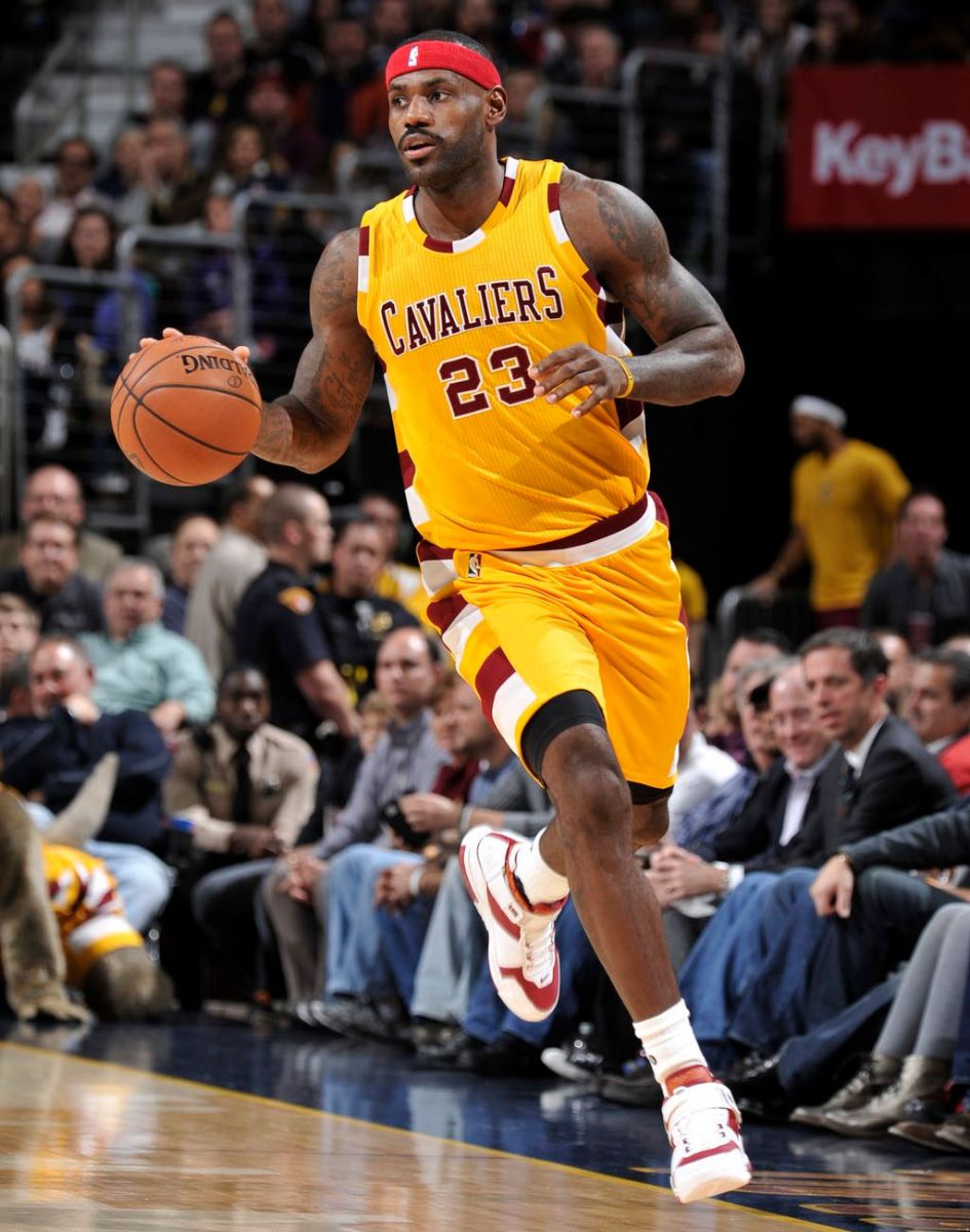 Triple Double' Nike LeBron 2 