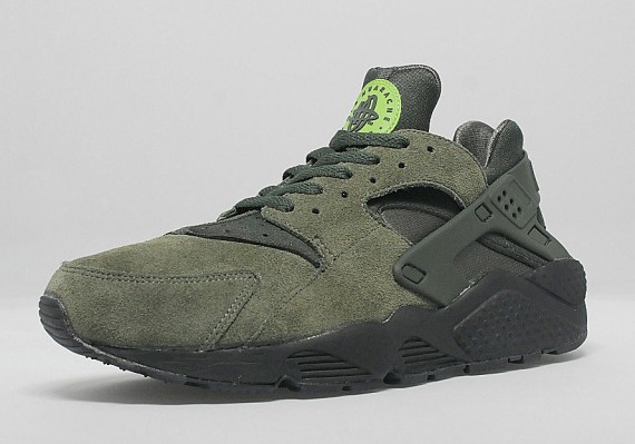 nike huarache cargo green