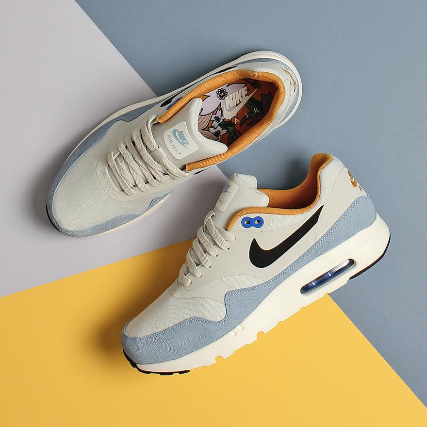 Nike Air Max 1 Ultra Essential Light Bone Bluecap 819476-009 | Sole