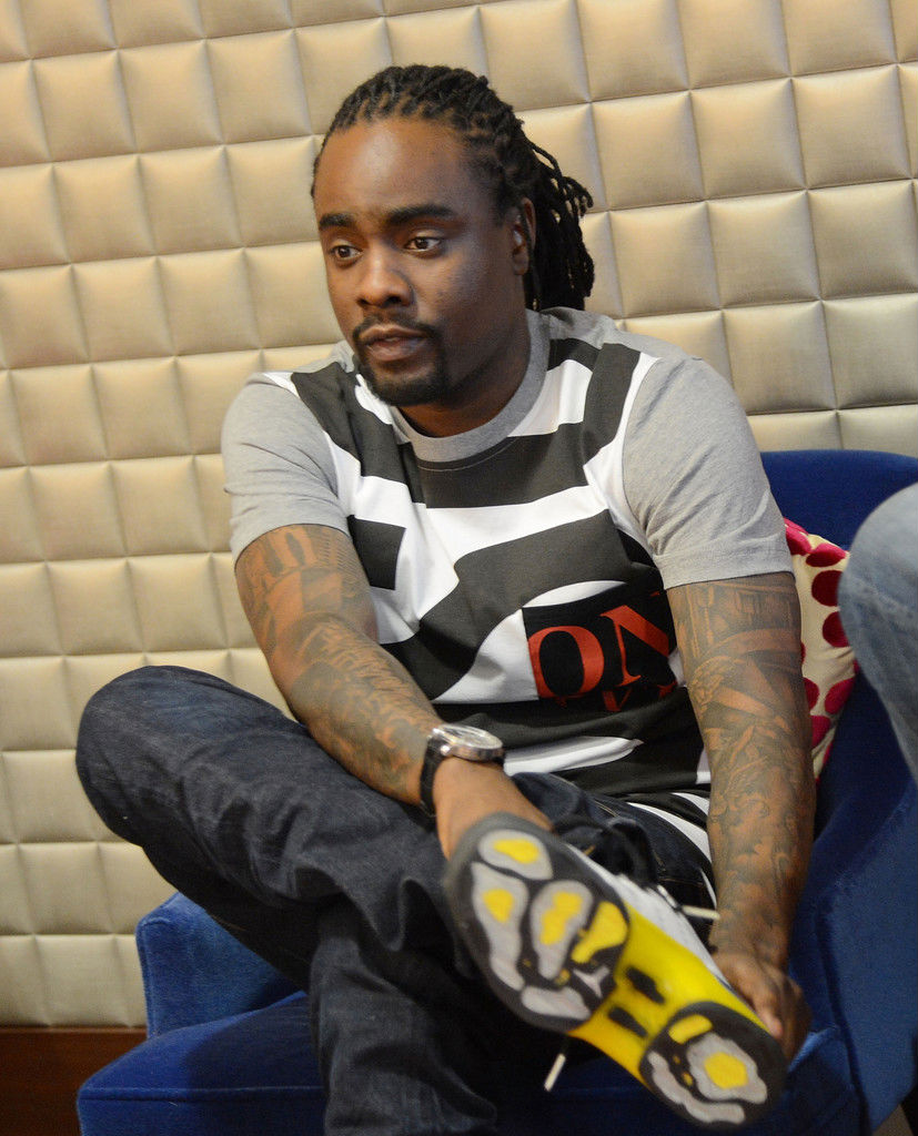 Wale wearing Air Jordan XVII Low Lightning (8)