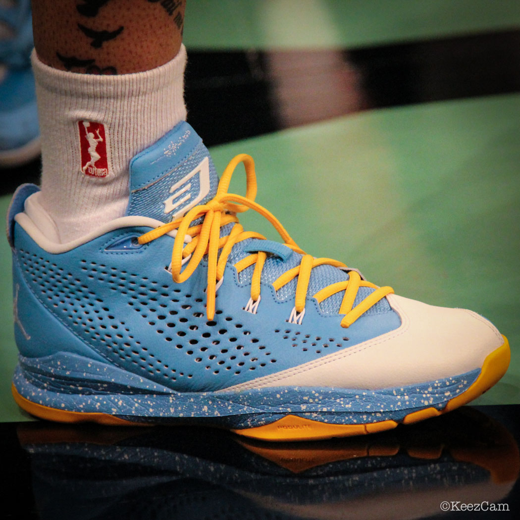 Tamera Young wearing Jordan CP3.VII 7 Chicago Sky PE