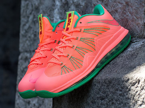 Lebron watermelon outlet shoes