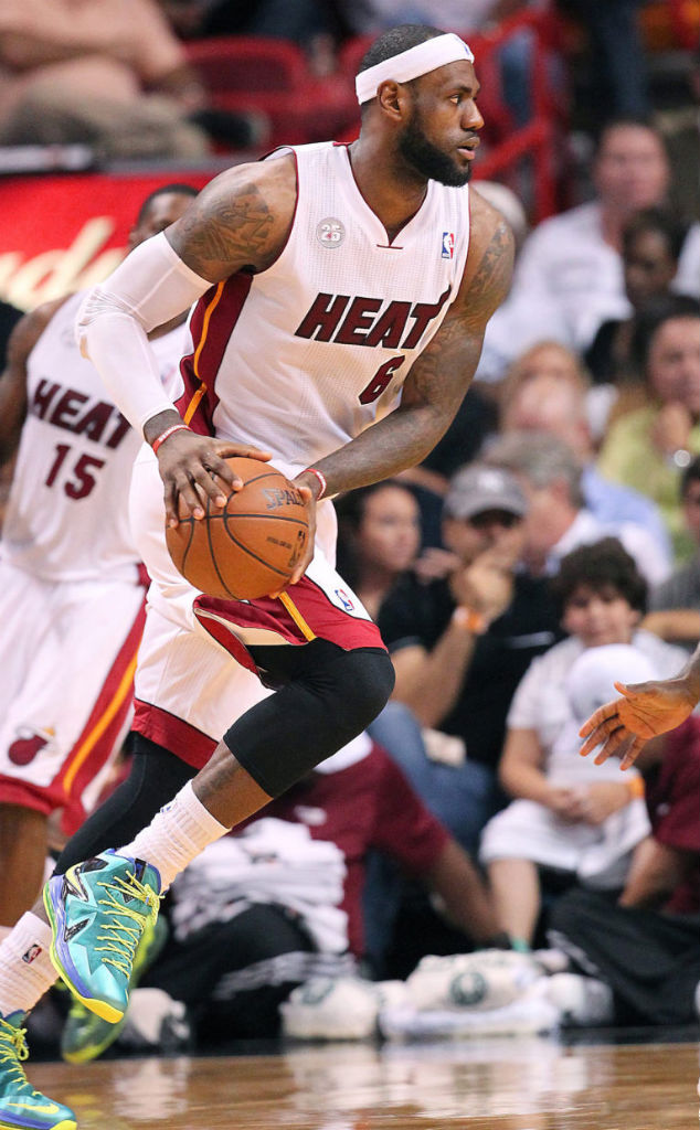 LeBron James wearing Nike LeBron X PS Elite Teal (8)