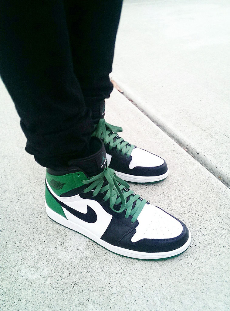 ChunkyMky in the 'Celtics' Air Jordan 1 Retro DMP