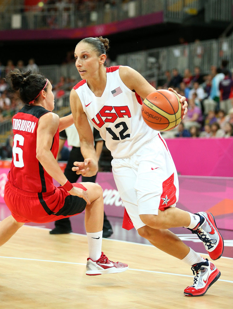 Diana Taurasi wearing USA Nike LeBron VII PE (3)