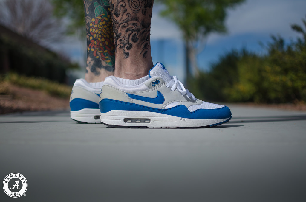 nike air max 1 white on feet