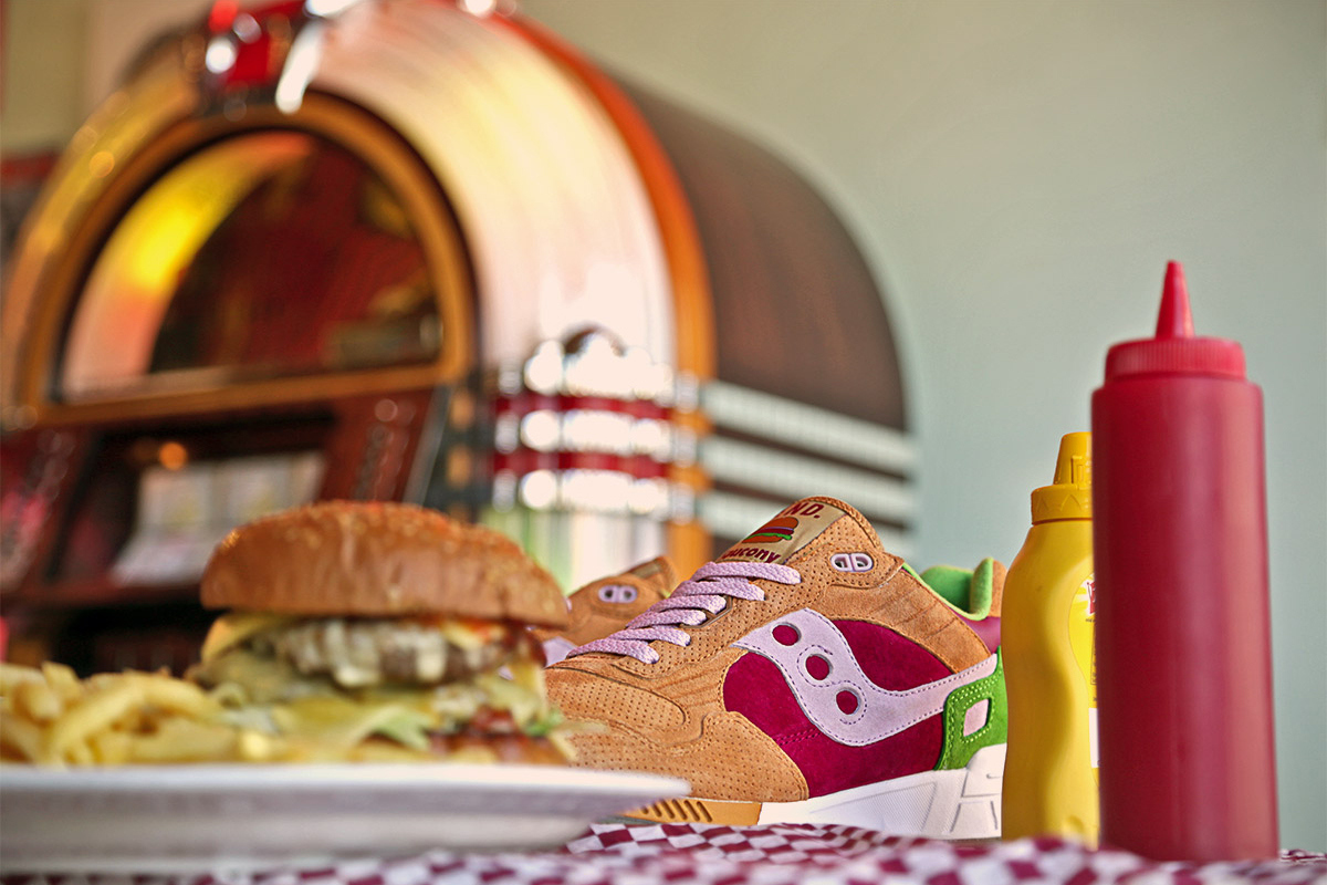 saucony burger shoes