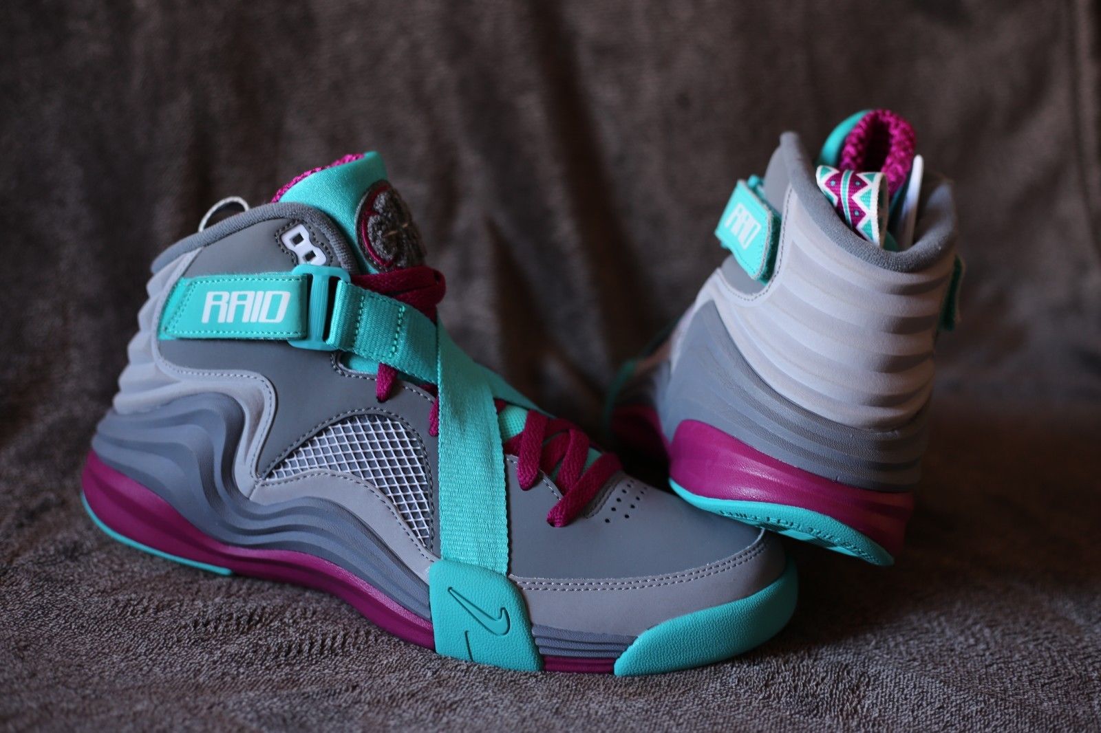 Nike store lunar raid