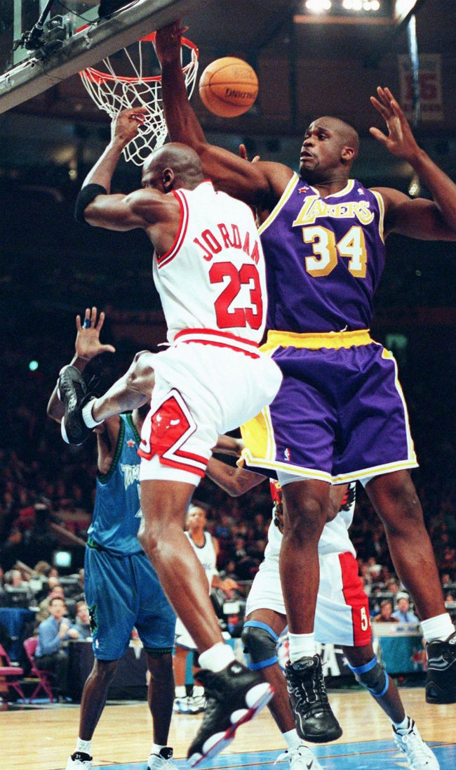 #2350 // 50 Classic Michael Jordan All-Star Game Photos (14)