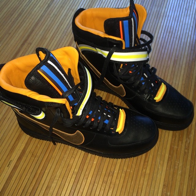 Wilson Chandler Picks Up Nike Air Force 1 RT Black