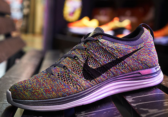 Flyknit lunar 2025 trainer multicolor