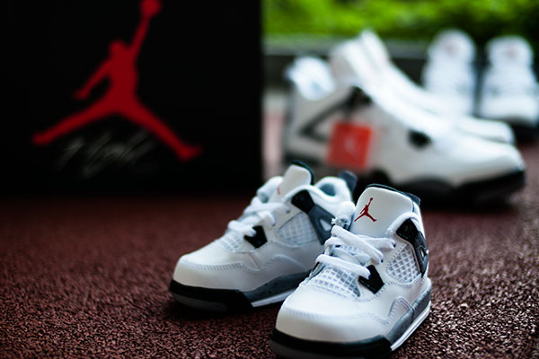 toddler jordan 4s