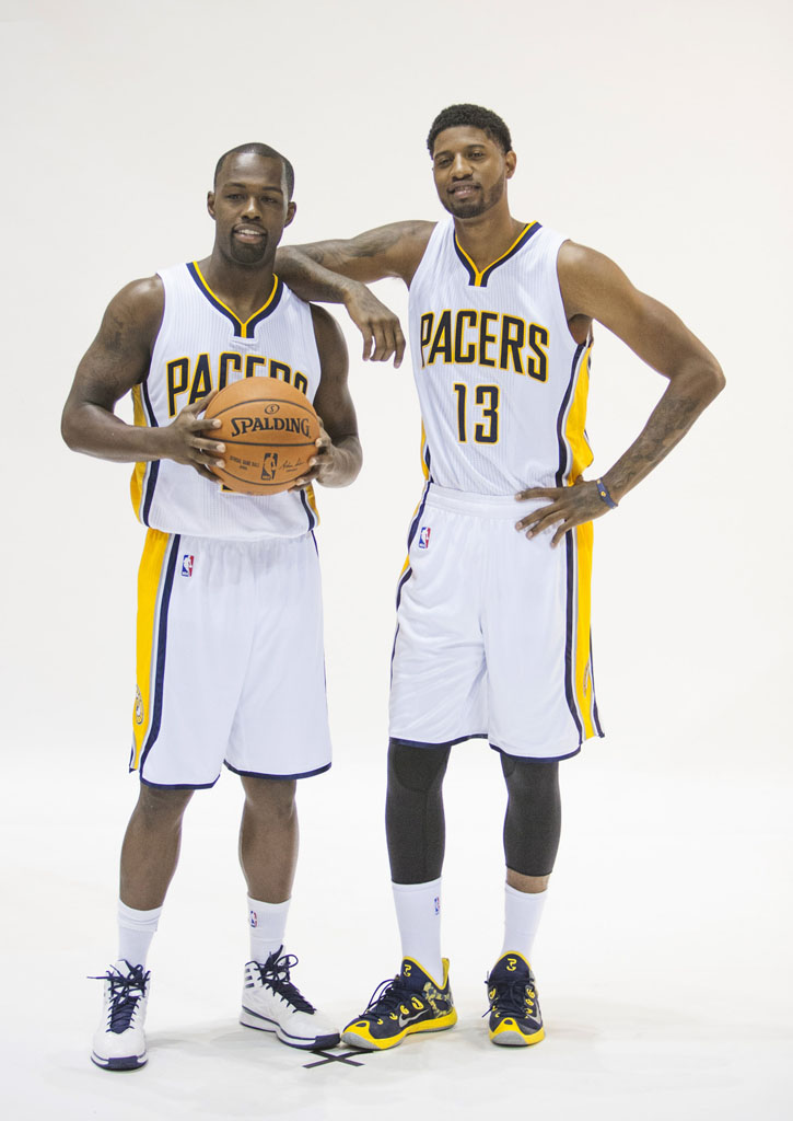 Paul George wearing Nike HyperRev 2015 PE; Rodney Stuckey wearing adidas Crazy Fast 2