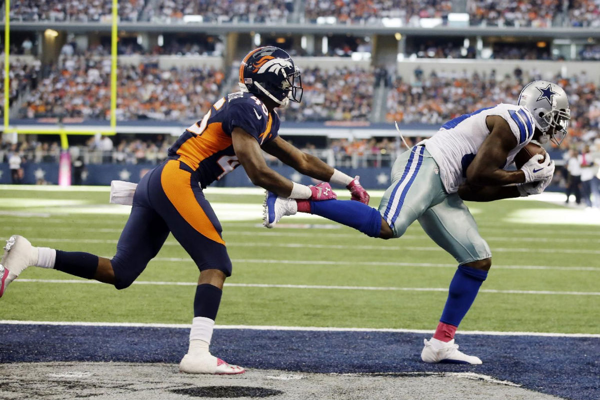 Dez Bryant Wears Air Jordan 12 XII Low Dallas Cowboys PE Cleats (3)