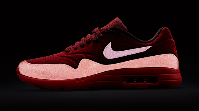 Gym Red Nike Air Max 1 Ultra Moires with Reflective Accents Complex