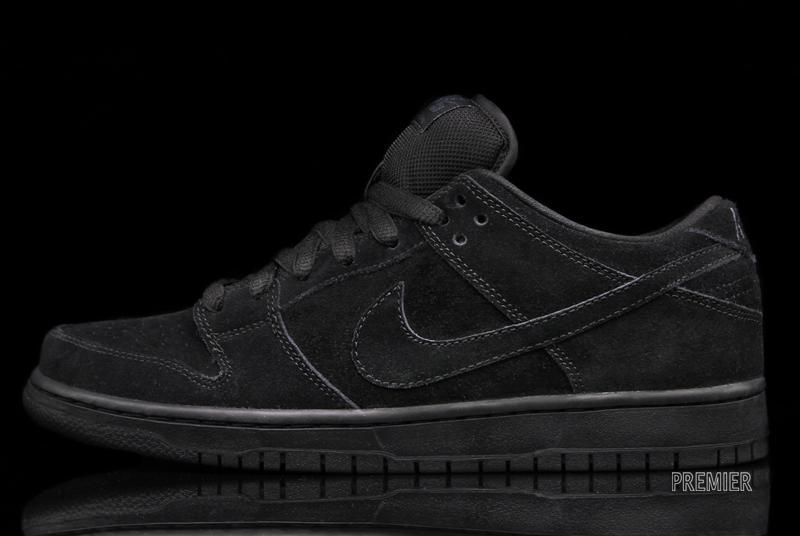 nike dunk all black