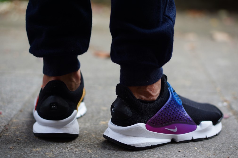 Persona australiana arco En necesidad de See How the 'Be True' Nike Sock Darts Look On-feet | Sole Collector