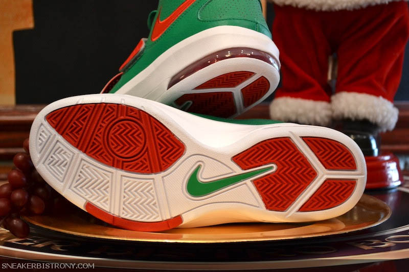 Nike Air Max Sweep Thru Amare Stoudemire Christmas 487432-300 6