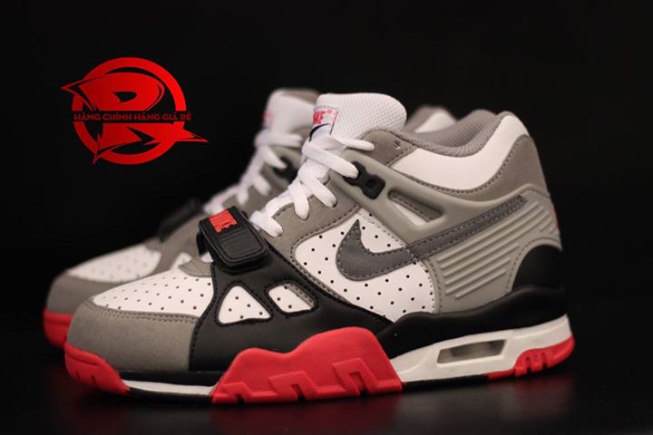 nike air trainer infrared